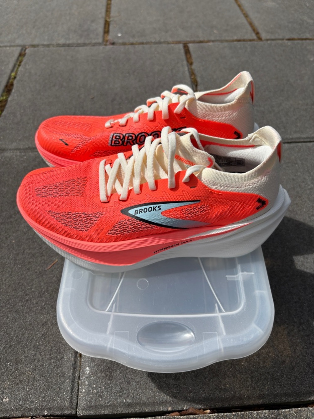 Brooks Hyperion Max 3 - Picture 10 of 13